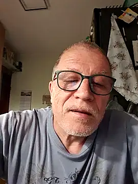 Snapshot of NextAct92 chatting on 06.25.26 NextAct92 online show from 06.25.26