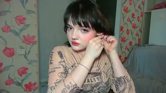 Snapshot of DarkxFoxy chatting on 06.08.26 DarkxFoxy online show from 06.08.26