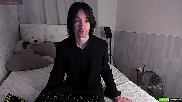 Snapshot of CalvinChapman chatting on 07.07.26 CalvinChapman online show from 07.07.26