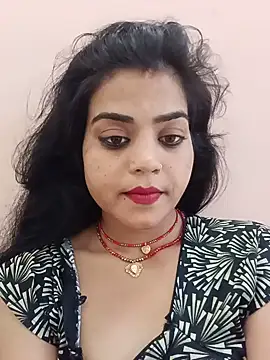 Snapshot of Mahi_Love0143 chatting on 06.24.26 Mahi Love0143 online show from 06.24.26