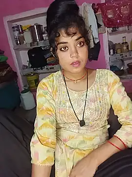 Snapshot of Mahi_Love0143 chatting on 08.05.26 Mahi Love0143 online show from 08.05.26