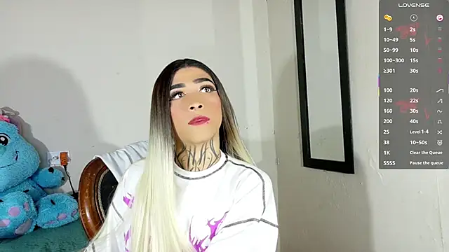 Snapshot of antonella_rangel chatting on 06.19.26 antonella rangel online show from 06.19.26