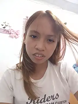 Snapshot of sweetpinayxxx chatting on 05.29.26 sweetpinayxxx online show from 05.29.26
