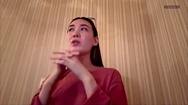 Snapshot of JenellKjelland chatting on 05.10.26 JenellKjelland online show from 05.10.26