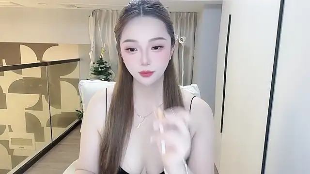 Snapshot of Amara-66 chatting on 05.19.26 Amara-66 online show from 05.19.26