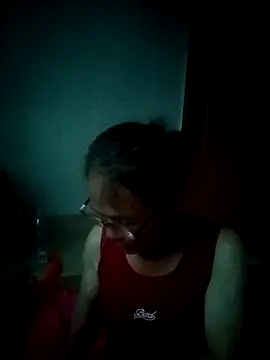 Snapshot of Vieekee chatting on 06.26.26 Vieekee online show from 06.26.26