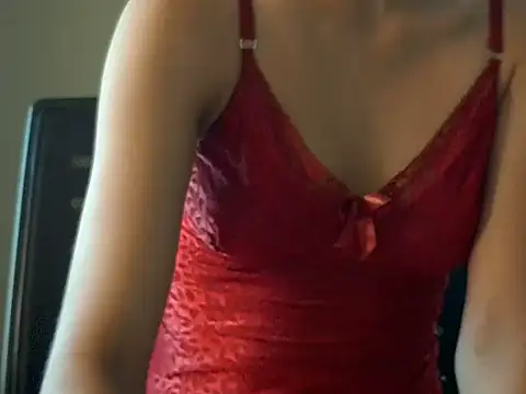 Snapshot of desiregirl1 chatting on 06.10.26 desiregirl1 online show from 06.10.26