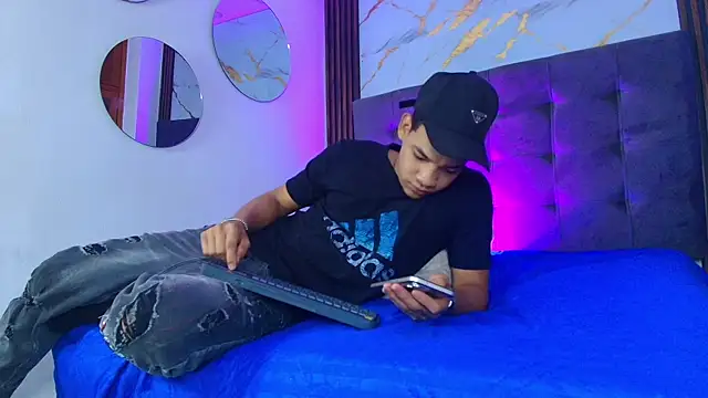Snapshot of bick_jhonn chatting on 05.30.26 bick jhonn online show from 05.30.26