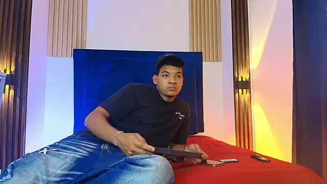 Snapshot of bick_jhonn chatting on 06.01.26 bick jhonn online show from 06.01.26