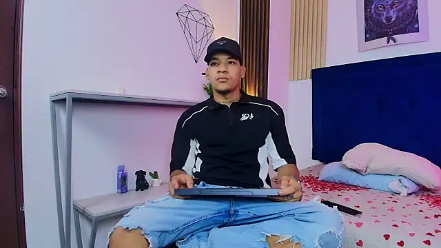 Snapshot of bick_jhonn chatting on 07.07.26 bick jhonn online show from 07.07.26