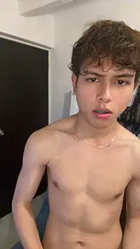 Snapshot of DanteSaint chatting on 05.18.26 DanteSaint online show from 05.18.26