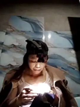 Snapshot of Mai-lan chatting on 05.11.26 Mai-lan online show from 05.11.26