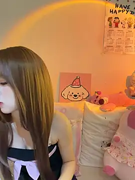 Snapshot of ZhiNan-05 chatting on 05.23.26 ZhiNan-05 online show from 05.23.26