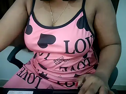Snapshot of MALLU_WAVEZZZ chatting on 06.01.26 MALLU WAVEZZZ online show from 06.01.26