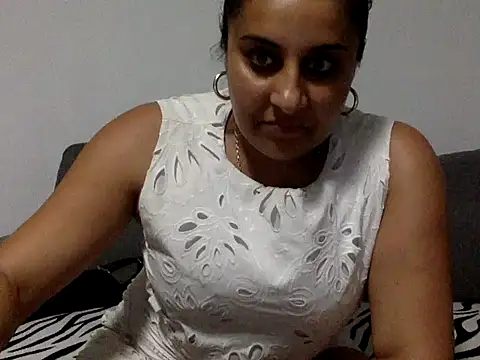 Snapshot of Antoniasweet chatting on 05.31.26 Antoniasweet online show from 05.31.26