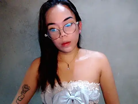 Snapshot of Urbabydollxxx chatting on 06.28.26 Urbabydollxxx online show from 06.28.26