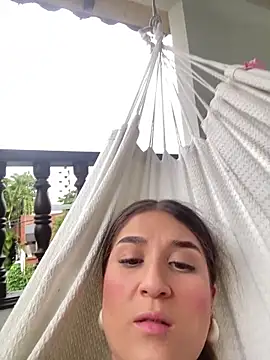 Snapshot of IsabelleMilan chatting on 06.16.26 IsabelleMilan online show from 06.16.26