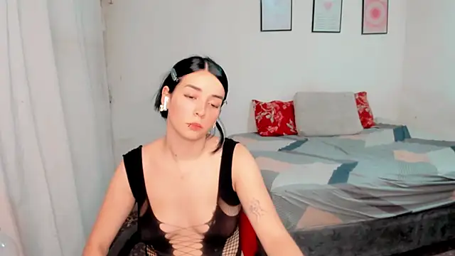 Snapshot of sakura_hurano chatting on 06.24.26 sakura hurano online show from 06.24.26