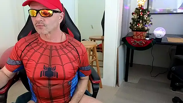 Snapshot of hotdadbod chatting on 12.15.24 hotdadbod online show from 12.15.24