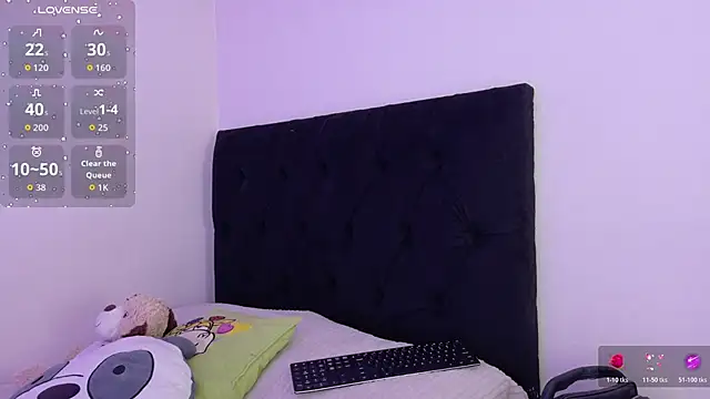 Snapshot of Danna_luu chatting on 05.19.26 Danna luu online show from 05.19.26
