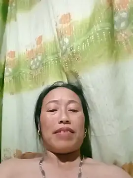 Snapshot of lili_anhh chatting on 05.18.26 lili anhh online show from 05.18.26