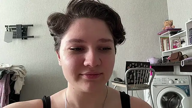 LizCumens online show from 05.16.26