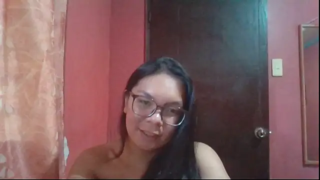 Snapshot of mamacitttaa chatting on 05.31.26 mamacitttaa online show from 05.31.26