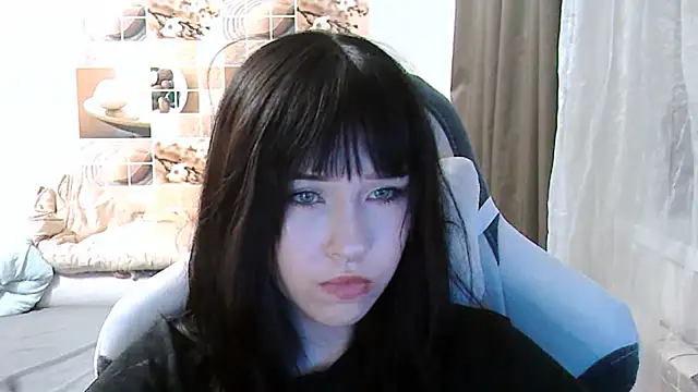 Snapshot of NoirEva chatting on 07.19.26 NoirEva online show from 07.19.26