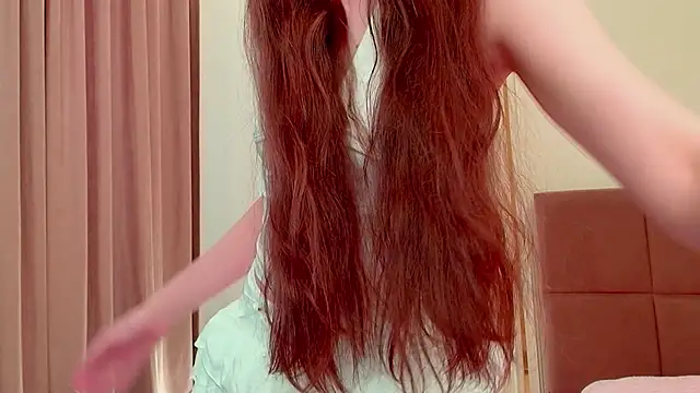 Snapshot of lalisabrown chatting on 05.16.26 lalisabrown online show from 05.16.26