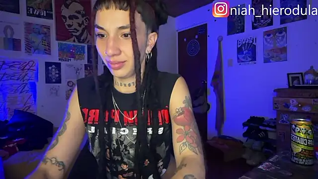 Snapshot of niah_11 chatting on 07.08.26 niah 11 online show from 07.08.26