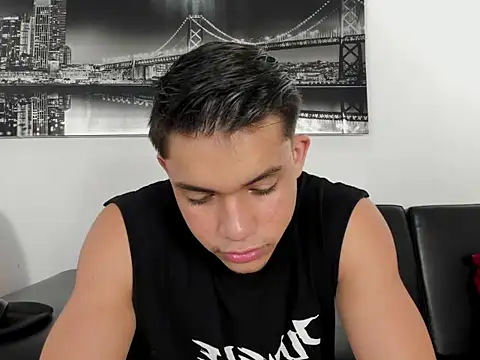 Snapshot of rocco_gym chatting on 07.18.26 rocco gym online show from 07.18.26