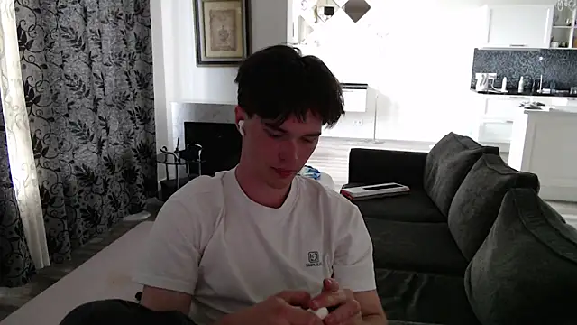 Snapshot of arthur___king chatting on 05.22.26 arthur king online show from 05.22.26