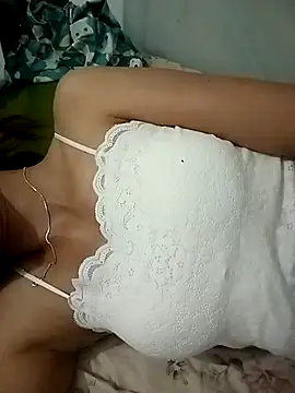 Snapshot of Suly-sweet chatting on 06.25.26 Suly-sweet online show from 06.25.26