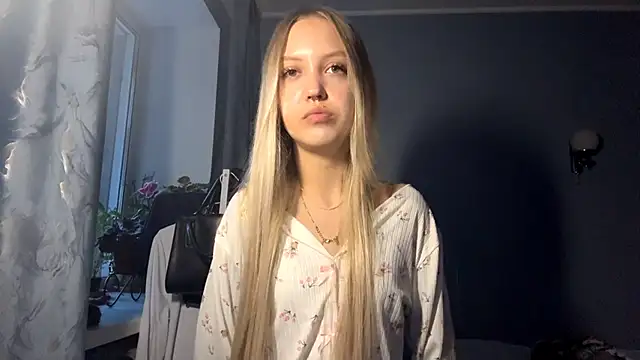 Snapshot of NievesHackey chatting on 06.01.26 NievesHackey online show from 06.01.26