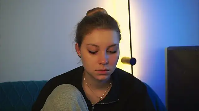 Snapshot of Sairallyn chatting on 05.23.26 Sairallyn online show from 05.23.26