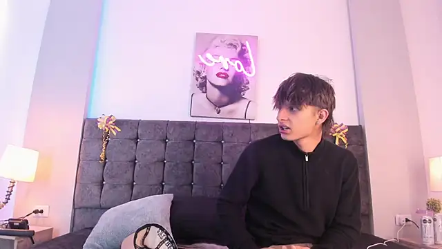 Snapshot of Destello_xxx chatting on 07.12.26 Destello xxx online show from 07.12.26