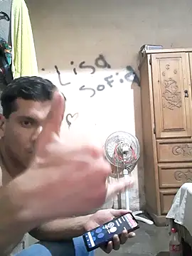 Snapshot of HuffishStammer chatting on 07.30.26 HuffishStammer online show from 07.30.26