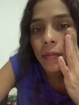 Snapshot of Saray_queen1 chatting on 05.14.26 Saray queen1 online show from 05.14.26