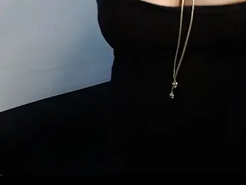 Snapshot of caritolinda chatting on 06.14.26 caritolinda online show from 06.14.26