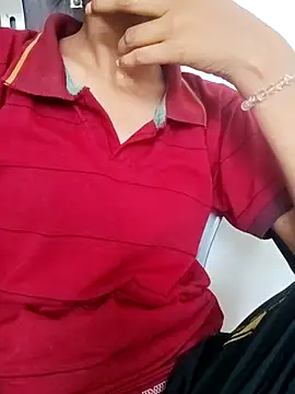 Snapshot of sexy_rubina89 chatting on 05.20.26 sexy rubina89 online show from 05.20.26