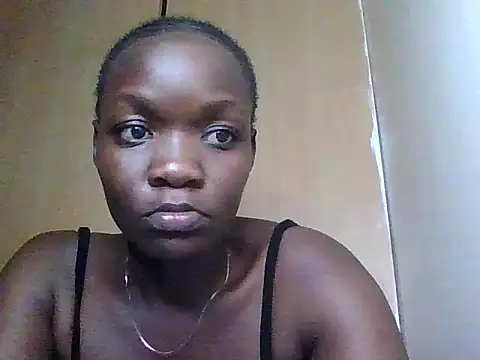 Snapshot of joyvall01 chatting on 05.25.26 joyvall01 online show from 05.25.26