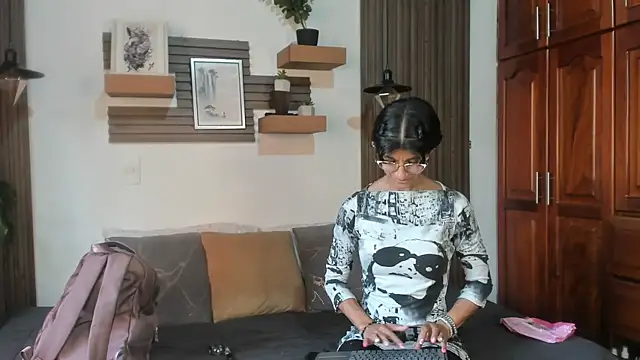 Snapshot of Evaa_campbell chatting on 05.29.26 Evaa campbell online show from 05.29.26