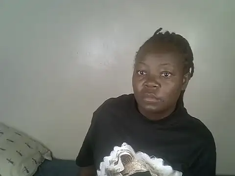 Snapshot of Ebonycherrry chatting on 05.28.26 Ebonycherrry online show from 05.28.26