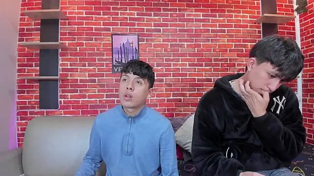 Hoot boyss  online show from 07.22.26
