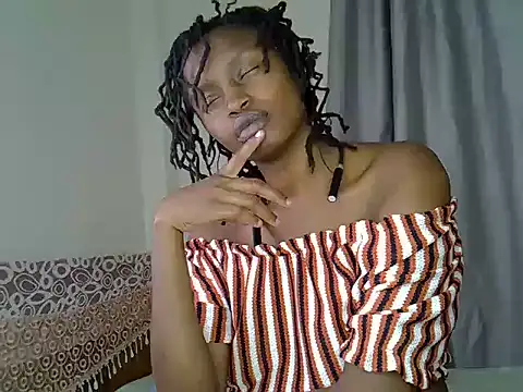 Snapshot of Sexxyjey chatting on 07.10.26 Sexxyjey online show from 07.10.26