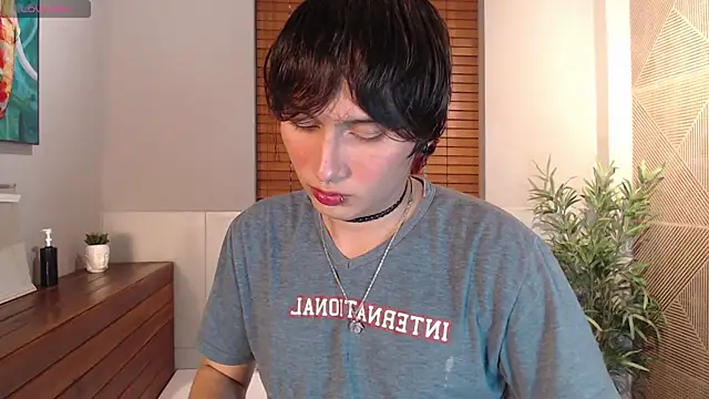 Snapshot of Brunodeluca_ chatting on 05.31.26 Brunodeluca online show from 05.31.26