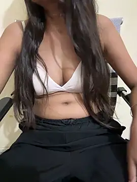 Snapshot of Poonam-Ray chatting on 06.19.26 Poonam-Ray online show from 06.19.26