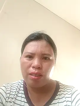 Snapshot of -Yeyi- chatting on 05.31.26 -Yeyi- online show from 05.31.26