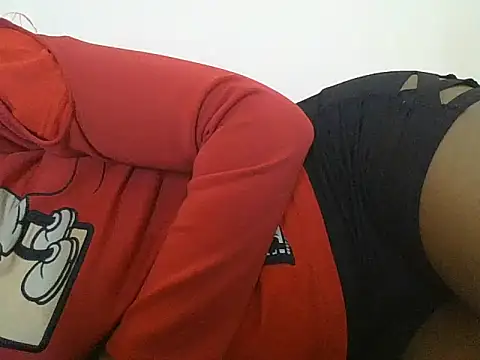 Snapshot of Sexxyrina chatting on 06.29.26 Sexxyrina online show from 06.29.26