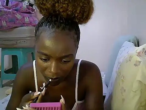 Snapshot of BUNNY_BLISS1 chatting on 06.08.26 BUNNY BLISS1 online show from 06.08.26